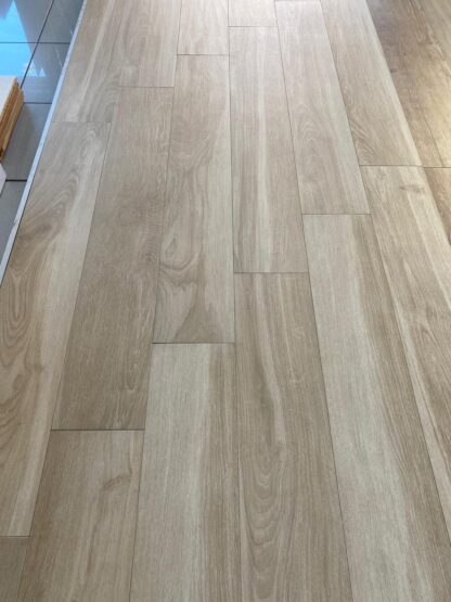 Origin Sand 20x120 Porcelánico Rectificado (TAu) - Imagen 2